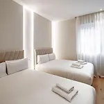 Stylish 5Br Flat With Terrace