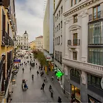 Tu Balcon En Madrid Para 3, Carretas 25