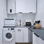 Lovely Apartments - Apartasuite Completo En Excelente Ubicacion En Madrid