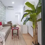 Madrid De Los Austrias - Your Refuge In La Latiina