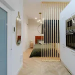 Luxury Central Apartment