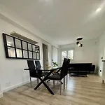 Apartamento Cuatro Habitaciones A 15 Minutos Del Centro De Madrid