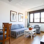 Apartamentos Adelfas