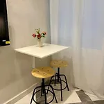 Encantador Estudio En Huertas