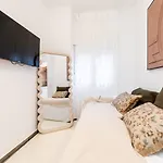 Bright Duplex In Residential Tetuan