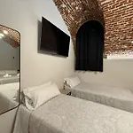 Cc Opera Suites