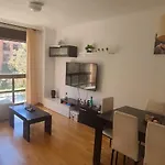 Piso Con Piscina Cerca Del Aeropuerto By Bebalmy