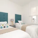 Friendly Rentals Nomad La Latina
