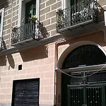 Hostal Parajas