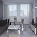 Apartamentos Madrid Plaza