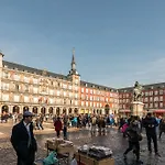 Plaza Mayor Apartment
