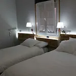 Diezmadrid Hostal