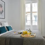 Nqn Aparts & Suites Madrid