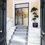 Serrano Apartment By Flatsweethome