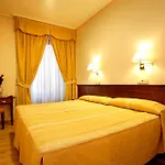 Hostal Sil & Serranos