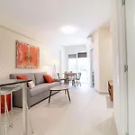 Beautiful Apartment Next To Santiago Bernabeu By Batuecas