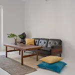 Luxury Silver Apartment just steps from Gran Vía by Batuecas