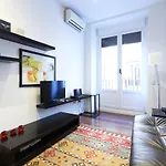 Paseo Del Prado Apartment By Allo Housing