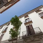Home Club San Joaquin Apartments