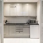 Cibeles Apartment