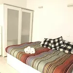 Estudio En Palacio - La Latina
