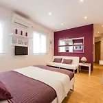 Apartamento En Calle Jardines - Madrid Centro