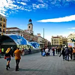 Apartamento En Calle Jardines - Madrid Centro