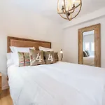 For You Rentals Madrid Rio Apartment Maz10