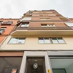 For You Rentals Madrid Rio Apartment Maz10
