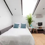 Modern Top Floor Loft At Malasana\'S Heart