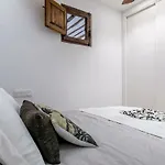 Bonito Apartamento En Tipica Corrala En El Centro De Madrid