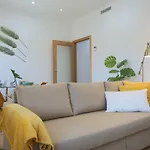 Atocha Art Apartment