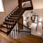 Plaza Mayor Suites & Apartments