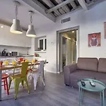 Stylish Apts Center Malasana- 1, 2 & 3 Bedroom Flats In Same Building