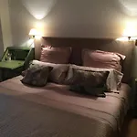 La Casita Verde De Hector Y Marta