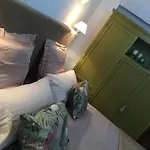 La Casita Verde De Hector Y Marta