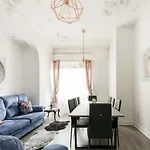 M&F 7 Rooms/7 Bathrooms Over Gran Via