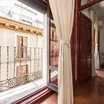Apartamentos Madrid Centro B