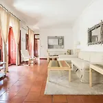 Apartamentos Madrid Centro B