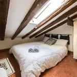 Apartamento Atico Las Cortes