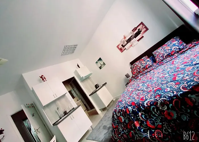 Parsa House