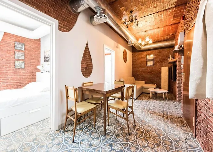 Rustic House In A Beautiful Corrala