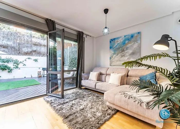Super Deluxe Villa With Free Parking Madrid Center