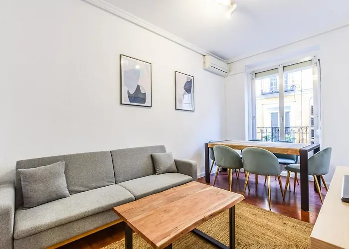 Apartamento Espacioso En La Plaza De Lavapies