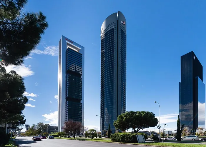 Lujo En Las 4 Torres! Business Area