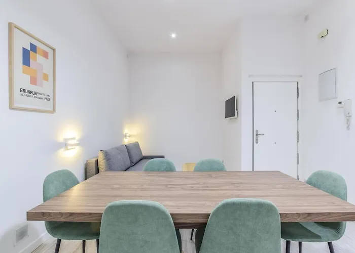 Apartamento Reformado En Malasana Para 6 Personas
