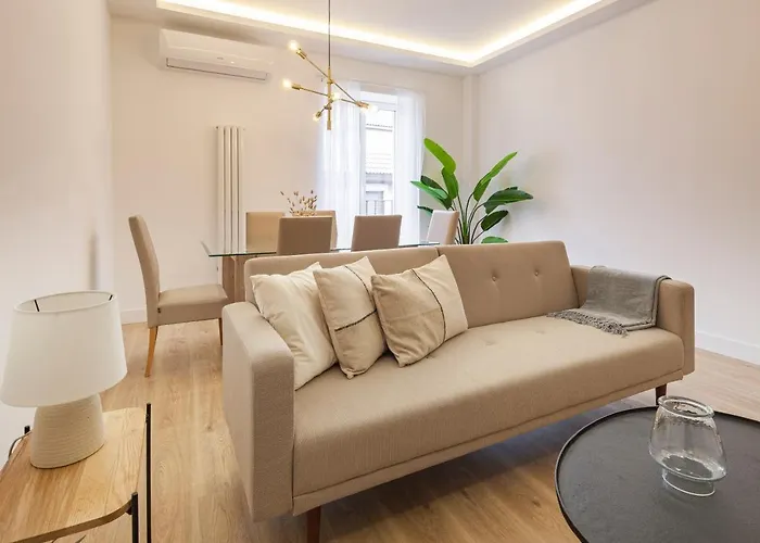 Plaza Espana III Calle Leganitos 2Br 2Bh