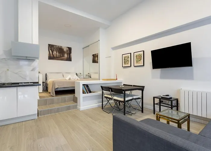 1 Bedroom 1 Bathroom Furnished - Av De America - Studio - Mintystay