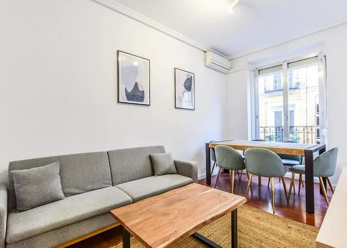 Apartamento Para 6 Personas En Plaza De Lavapies