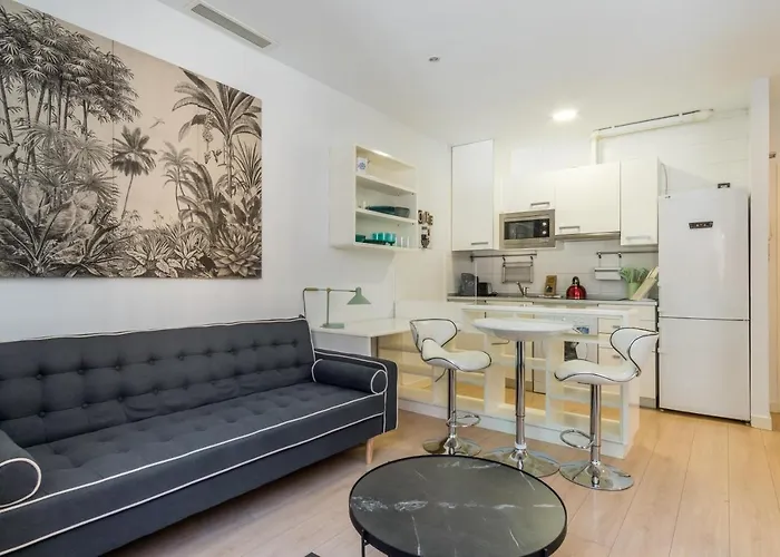 Bright Modern -1Bedroom 1Bath -Cuatro Caminos